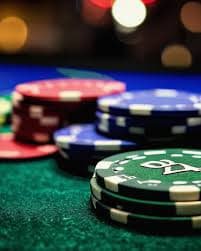 Antarmuka permainan Hood vs Wolf di platform doajitu dengan kontrol taruhan dan tombol putar